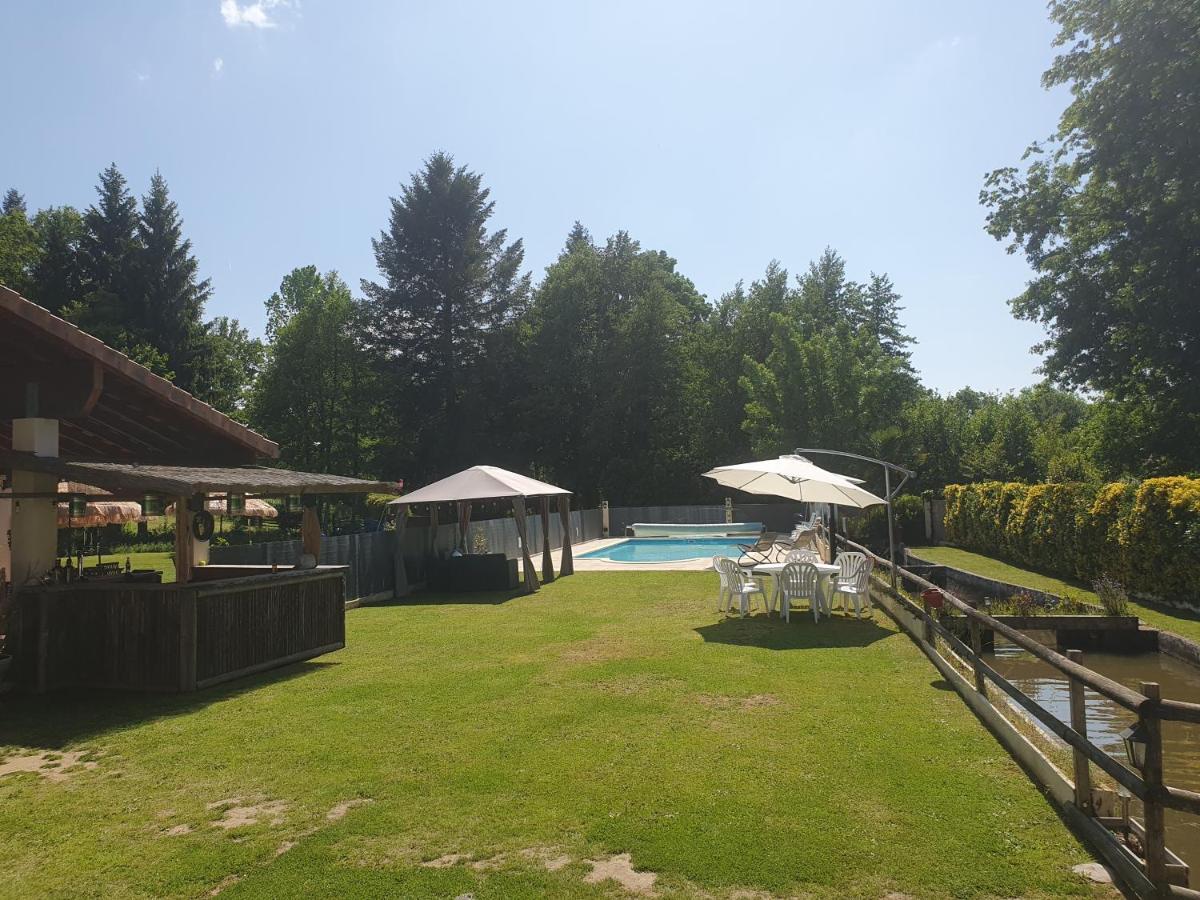 Moulin Du Pommier Glamping & Camping Saulgond Zewnętrze zdjęcie